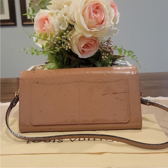 Authentic Louis Vuitton shoulder bag - Picture 3 of 13